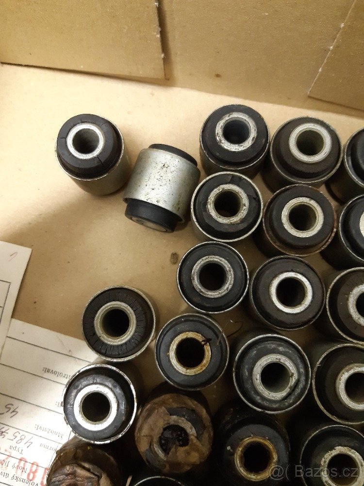 LADA, VAZ, ŽIGULI - SILENTBLOK SPODNÍHO TLUMIČE