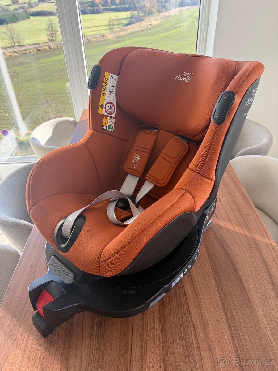 Autosedačka Britax Römer Dualfix iSense 2022 – Golden Cognac