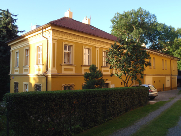 Pronajmu kancelář, volnou od 2.1.2026