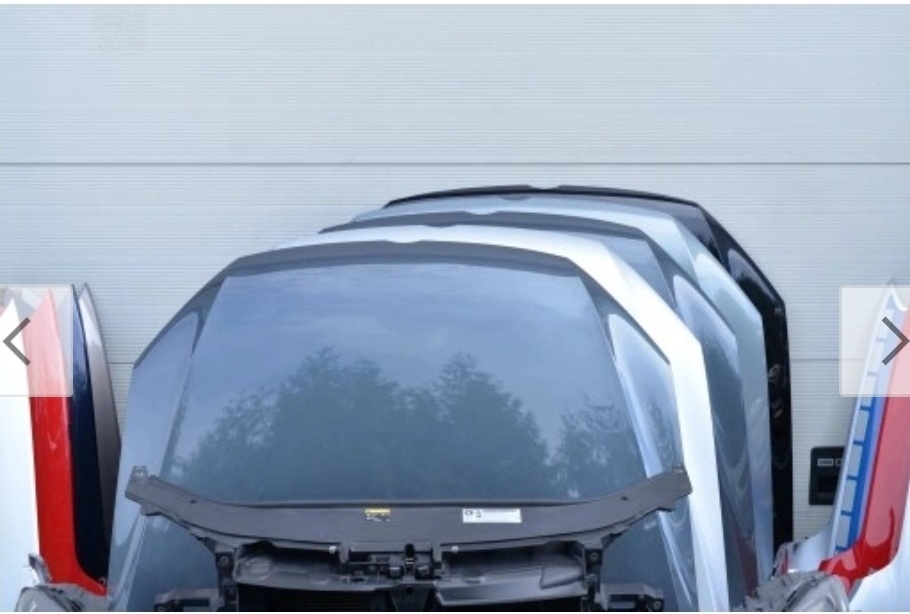 Prodám náhradní díly na Volswagen Passat B8 a lift