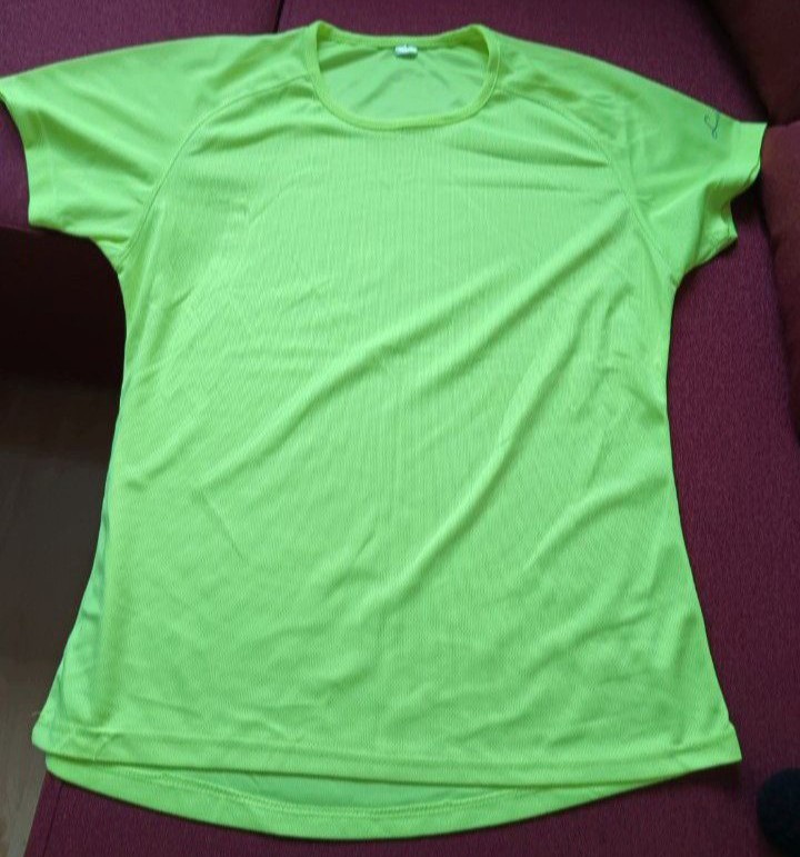 Dámské sportovní tričko