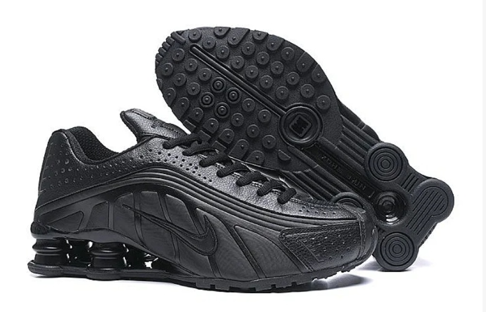 NIKE Air max Shox R4 "Triple Black"