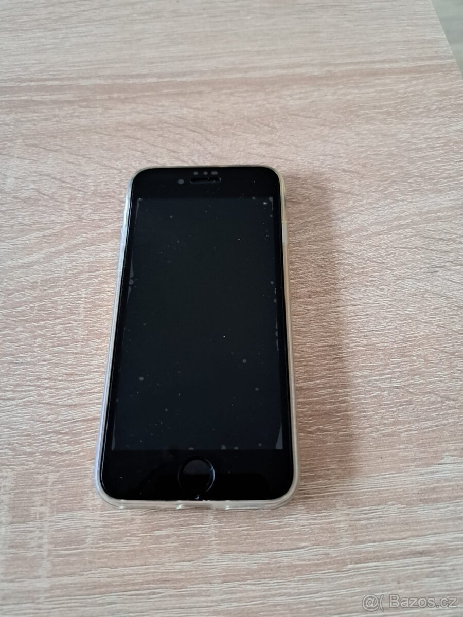 Apple iPhone SE (2022) 64GB hvězdně bílá za 8499 Kč