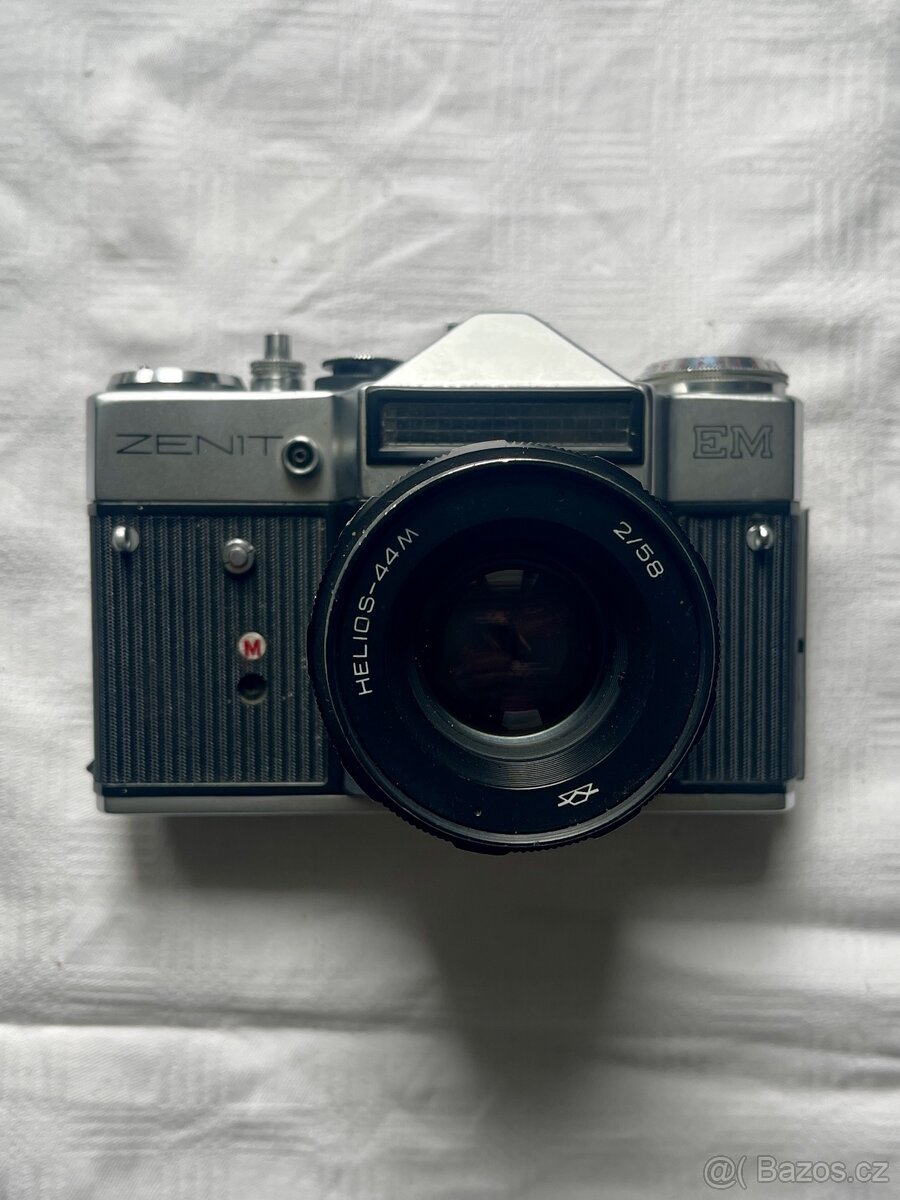 analogový fotoaparát ZENIT - EM, HELIOS - 44m 2/58