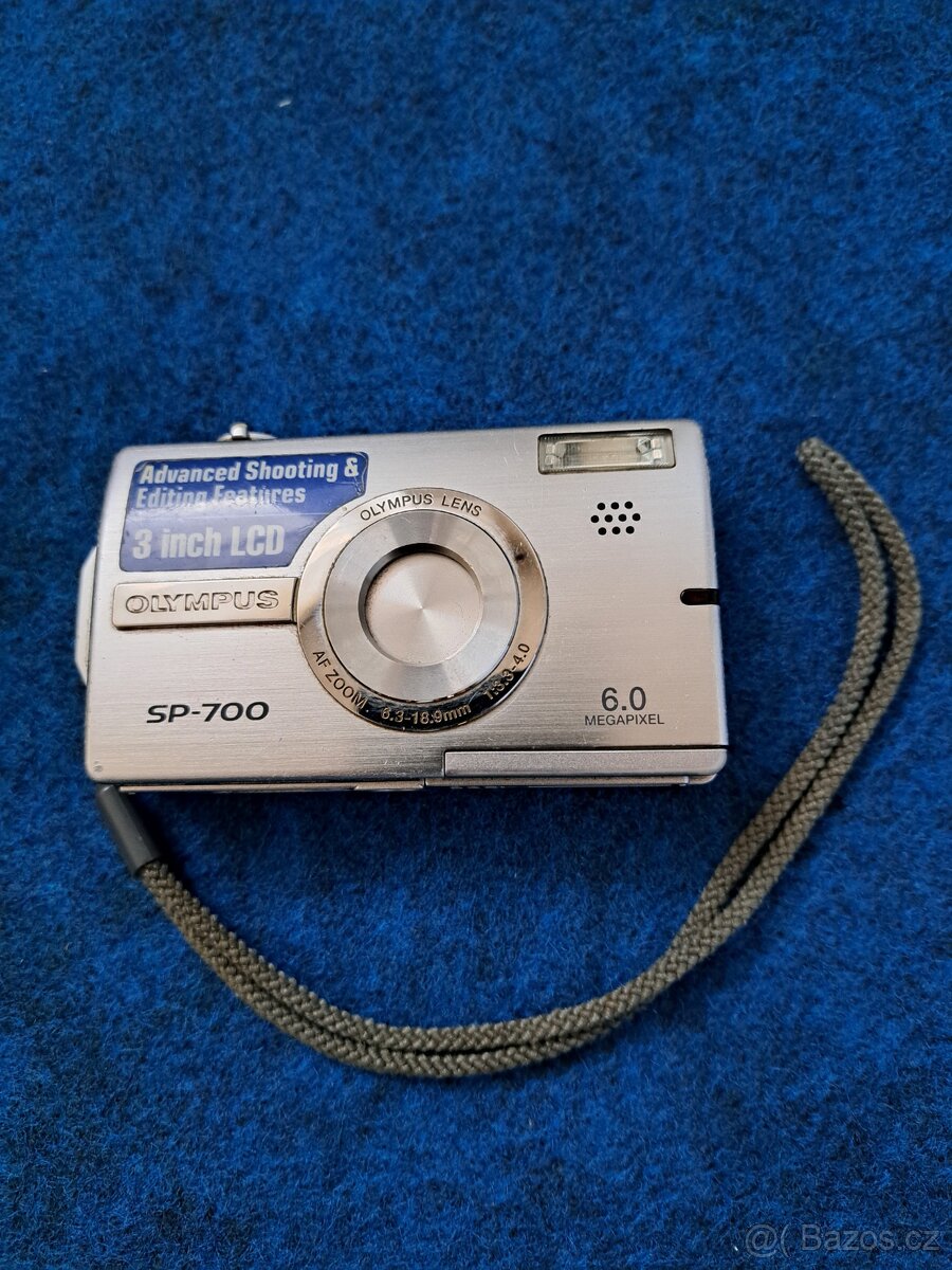OLYMPUS SP-700