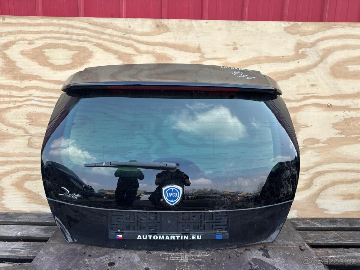 Páté dveře Lancia Delta