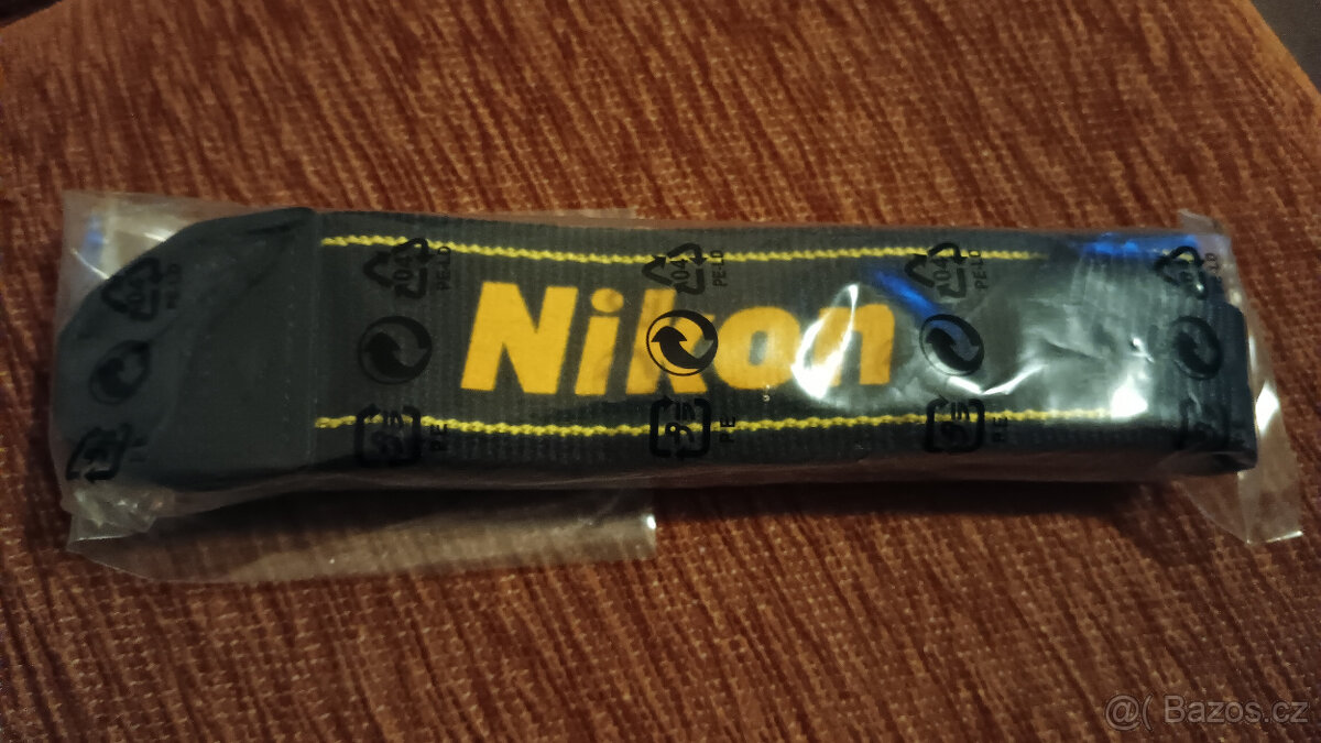 Nikon popruh nepoužitý