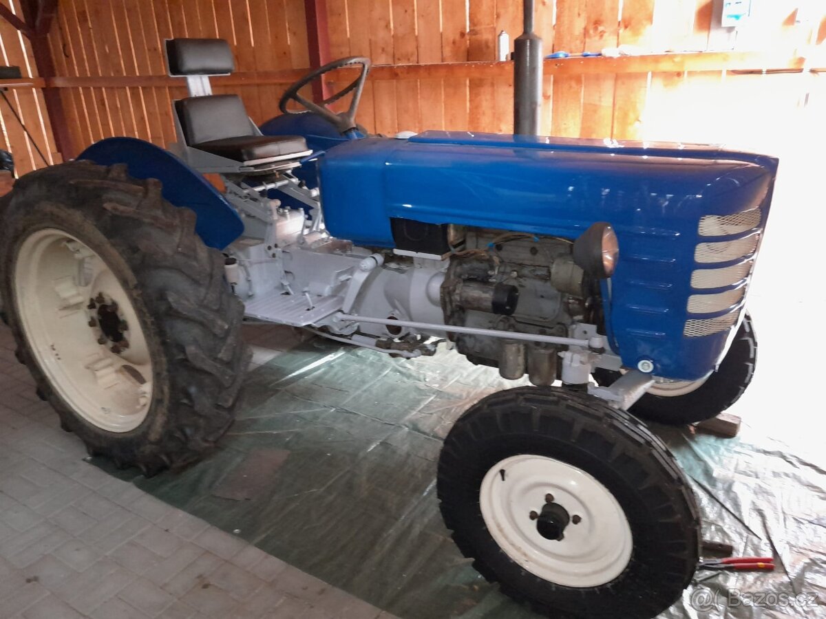 Prodej traktor Zetor 3011
