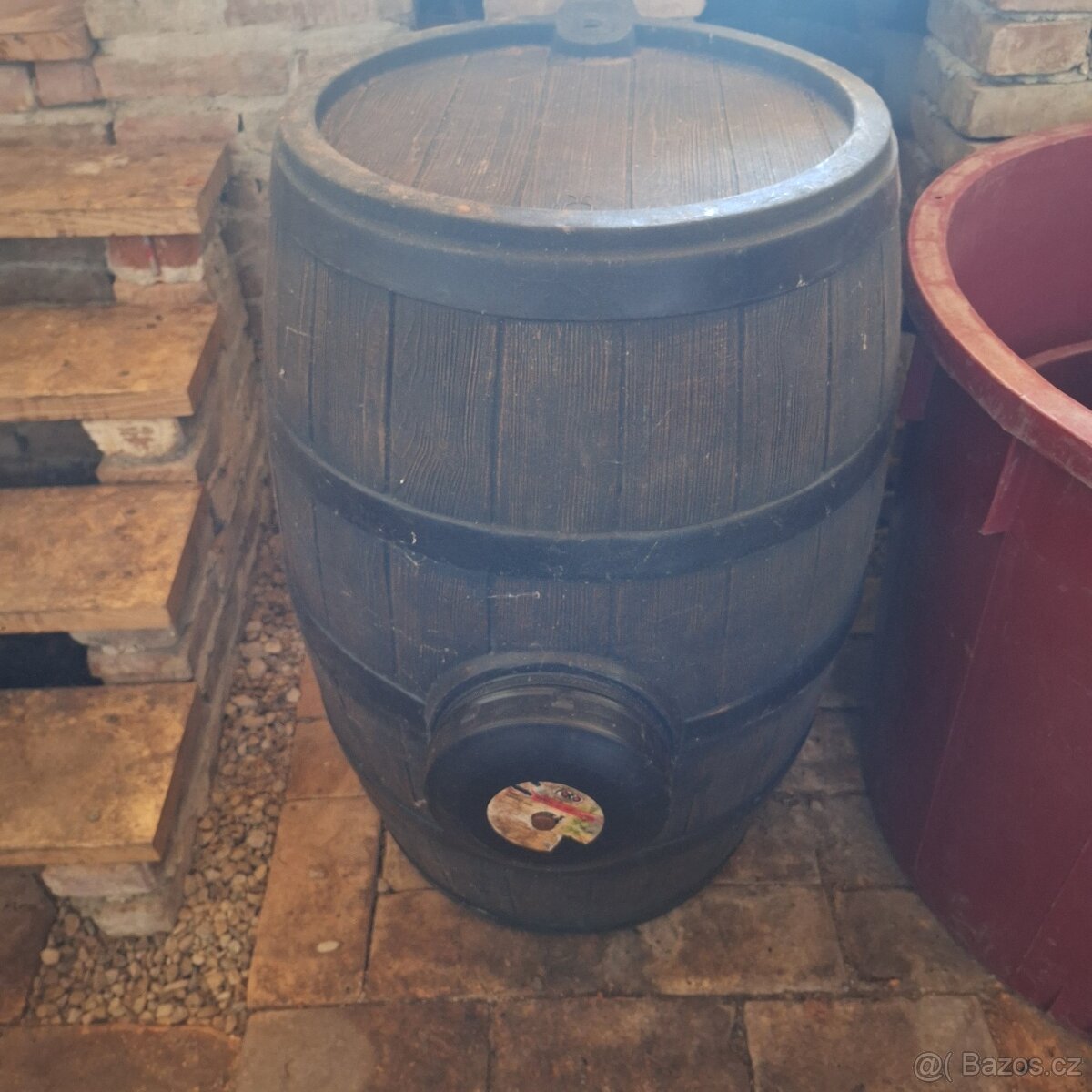 Sud na vino roto plast 350l