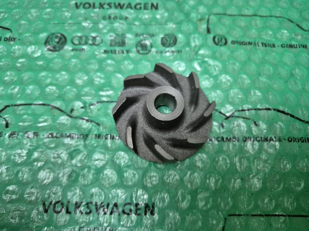 kolečko vodního čerpadla Škoda Favorit, Felicia 1.3 04712102