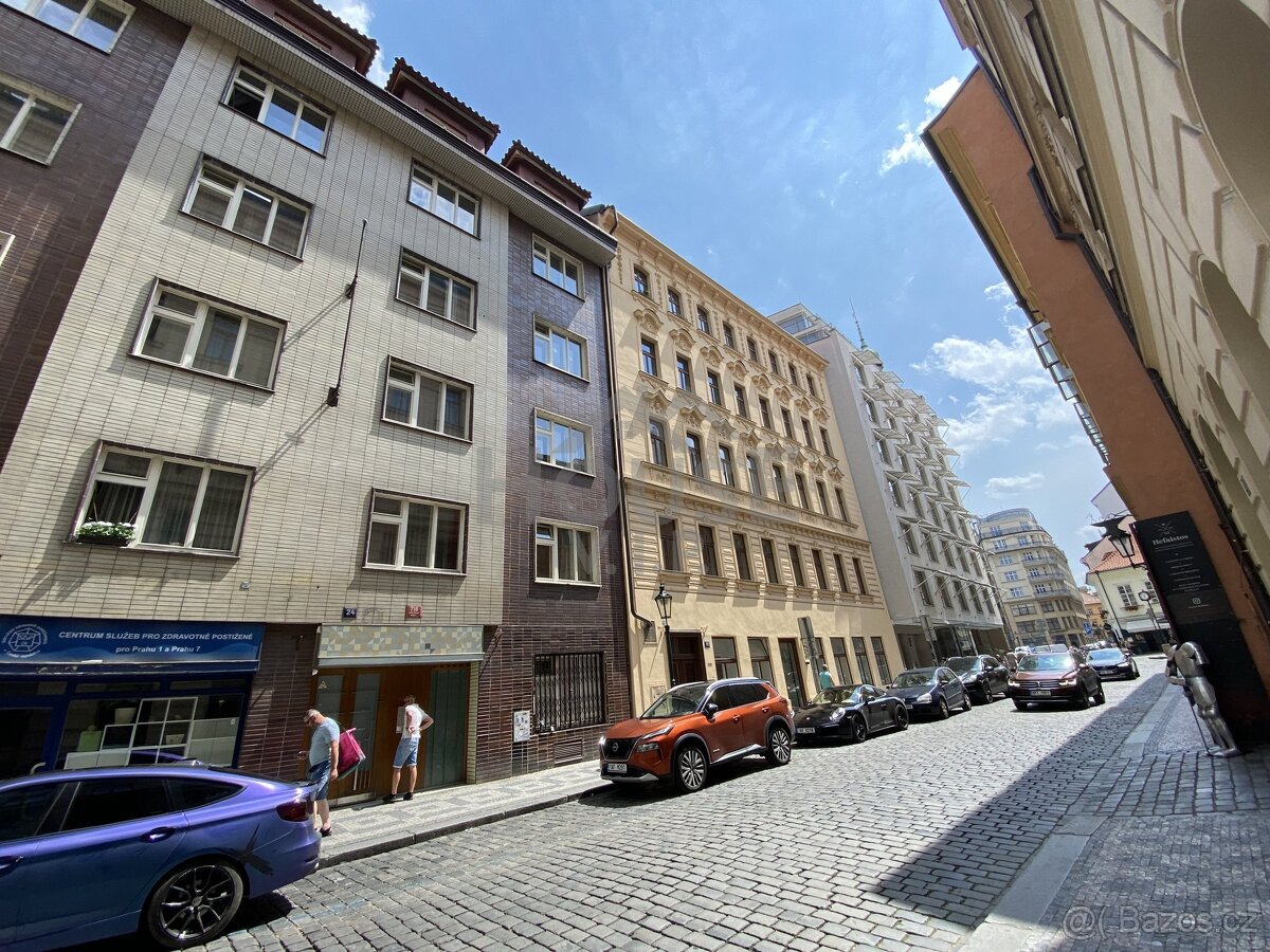 Investiční byt v centru - 2+kk, 50 m2 - Praha - Staré Město