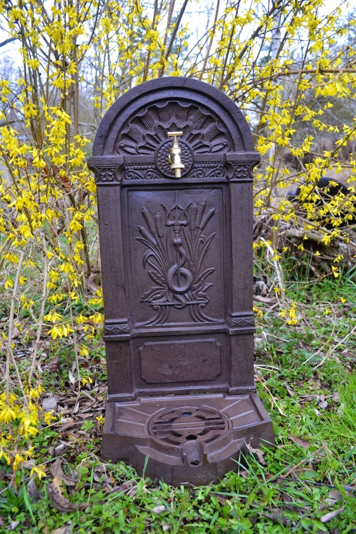 Litinová výlevka - umyvadlo 82 cm - kašna RÁKOSÍ - hnědá