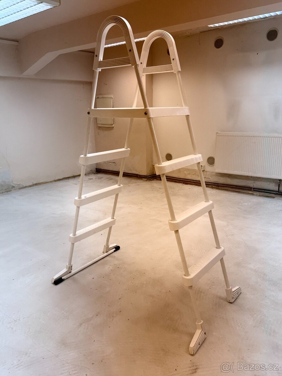Bazénové schůdky De Luxe 1,23 m