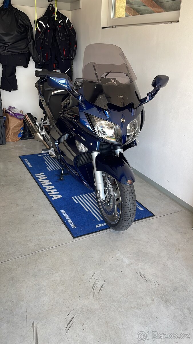 Yamaha fjr 1300 rv07 top . Stav