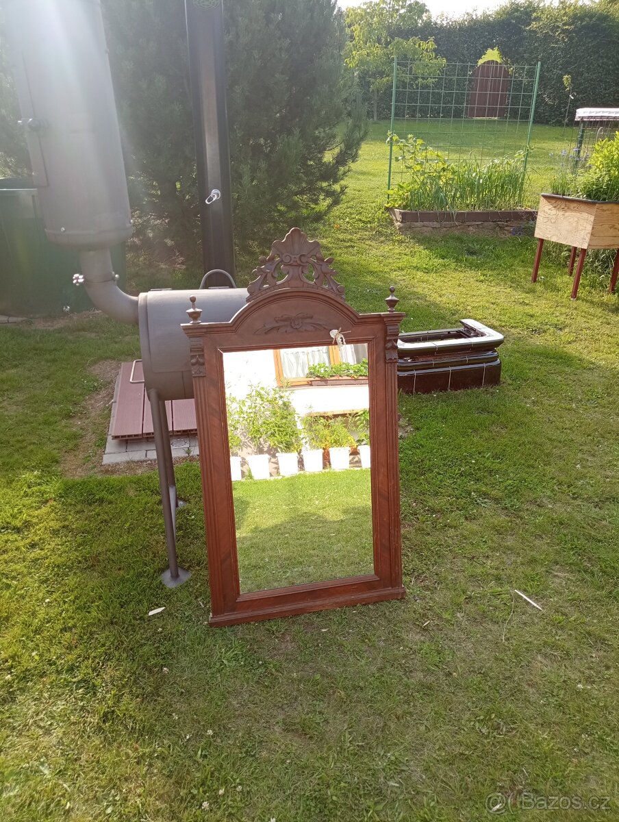 Retro zrcadlo
