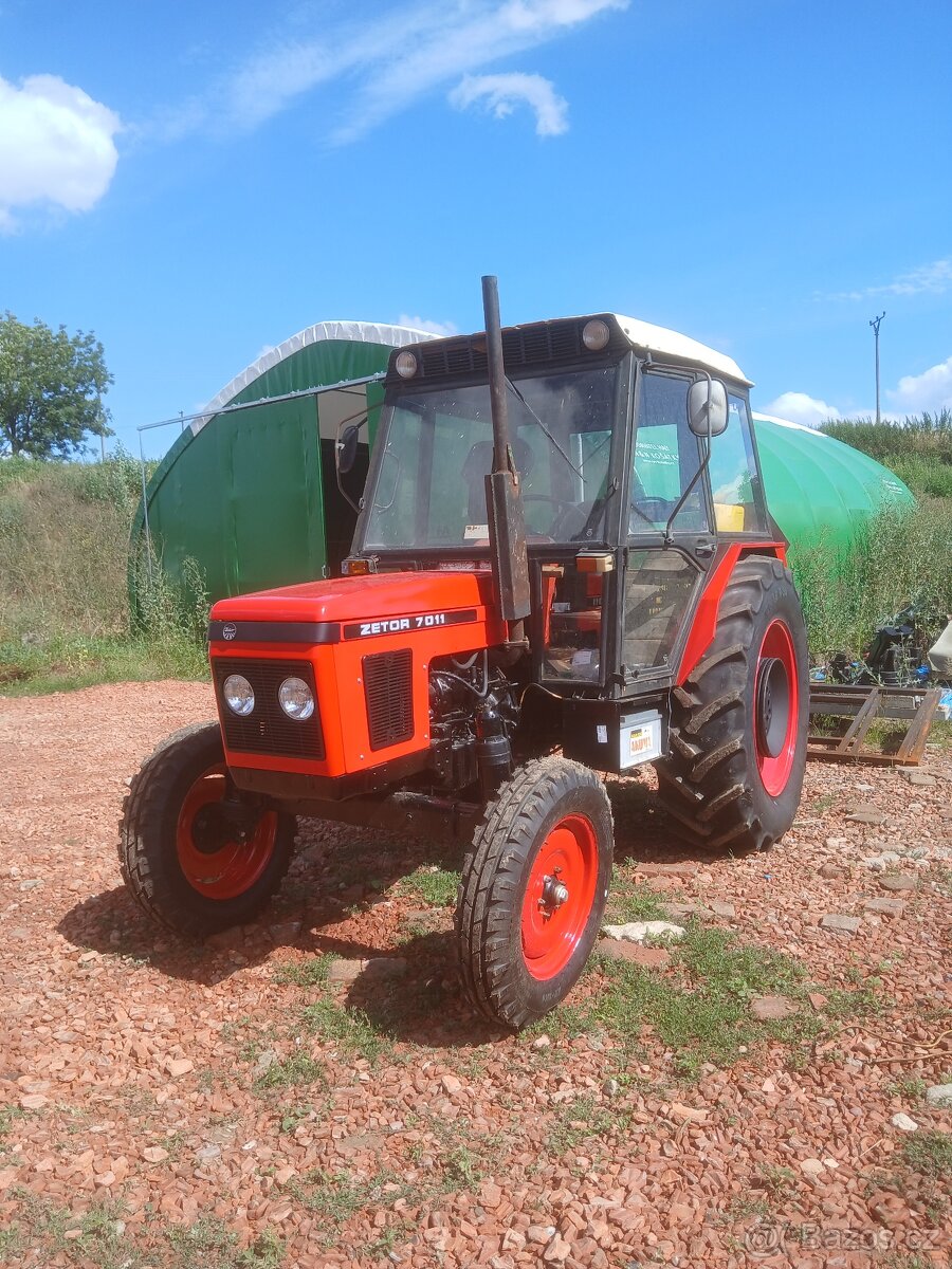 Zetor 7011