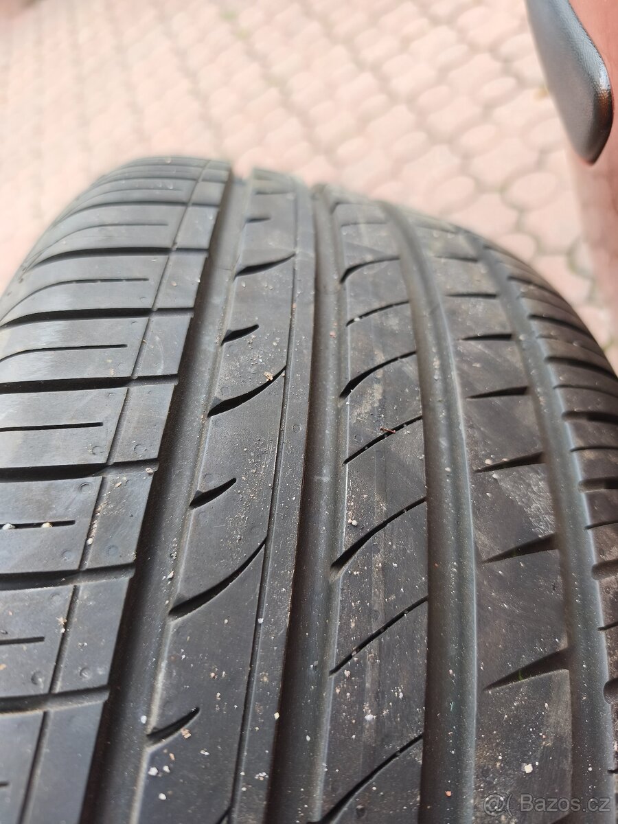 Hankook 245 45 15