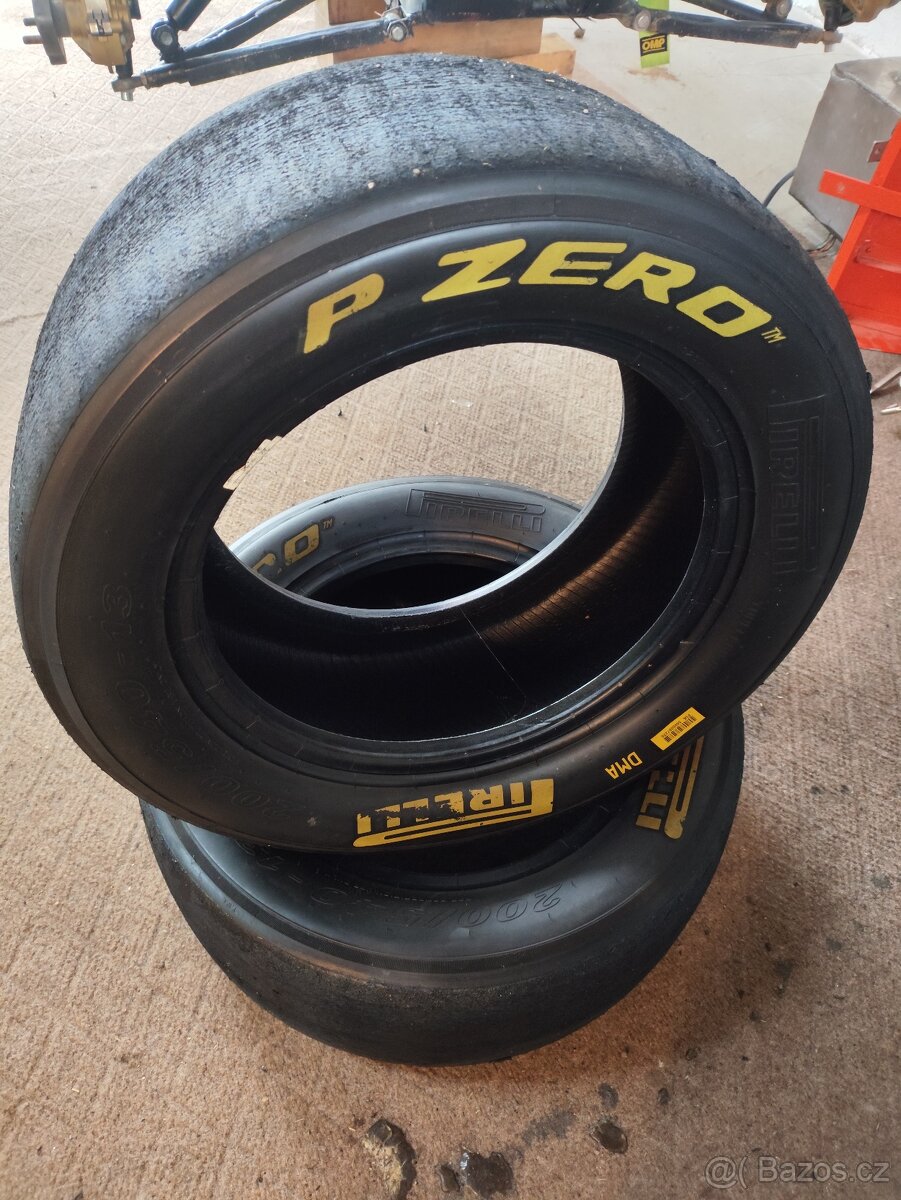 Závodní pneu PIRELLI 200/540 R13