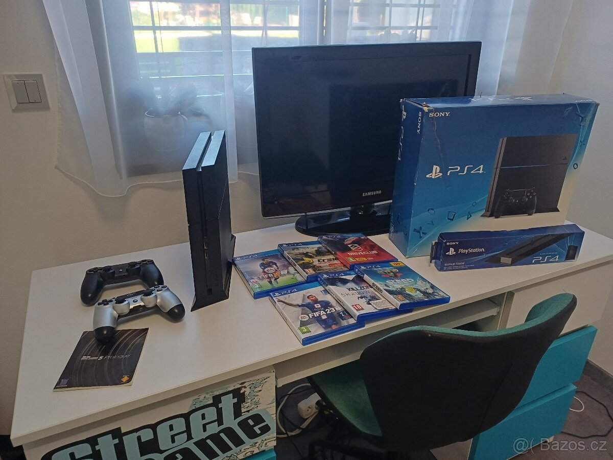 SONY PlayStation 4