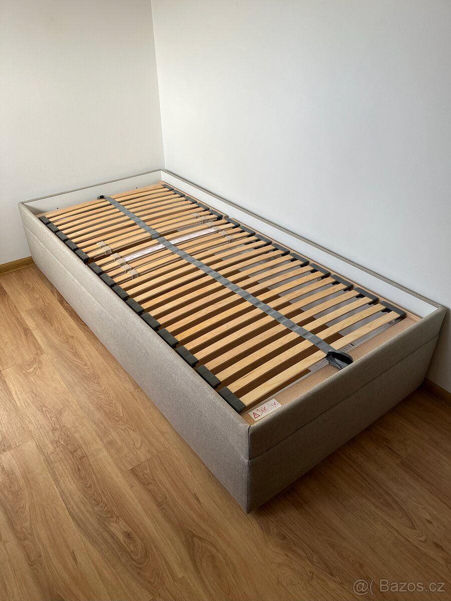 Válenda 90 × 200 – perfektní stav