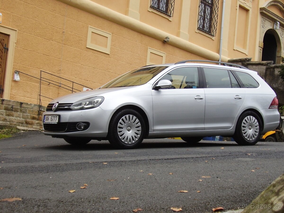 golf 6 2.0 TDI 103 kW krásný koupen nový v čr