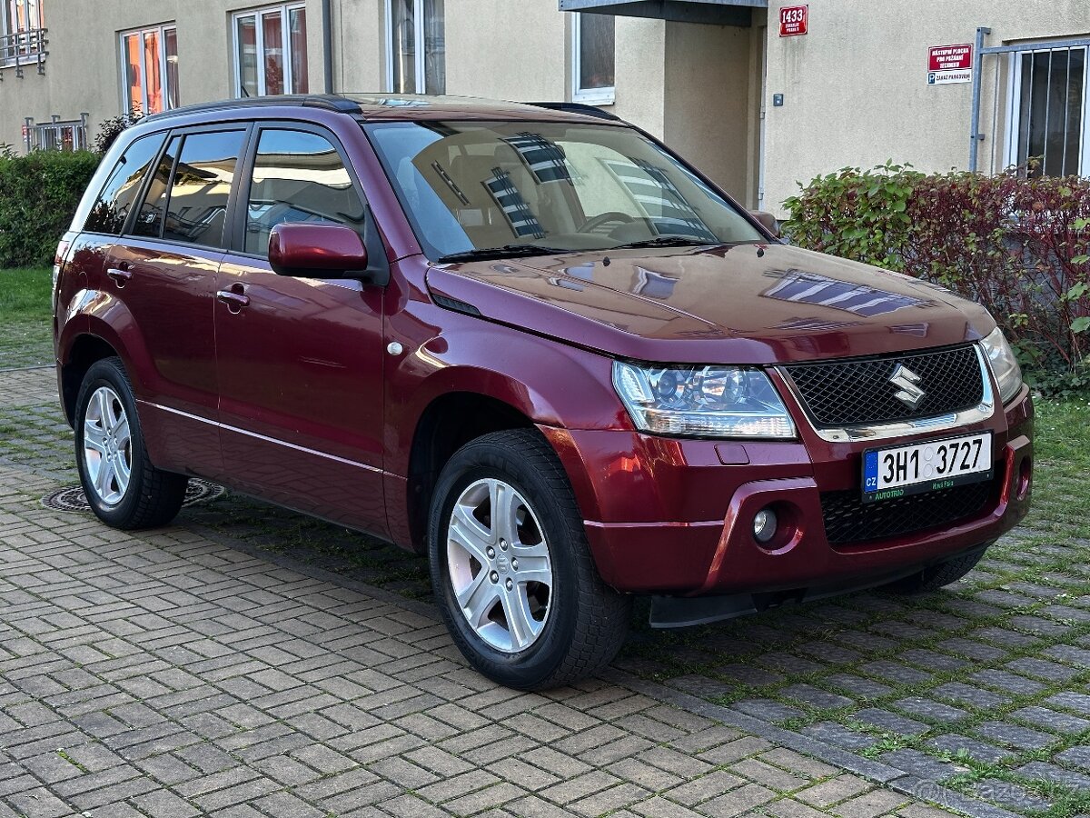 Suzuki Grand Vitara 1.9 DDiS 95kW Kůže Xenony Šíbr Tažné 2t