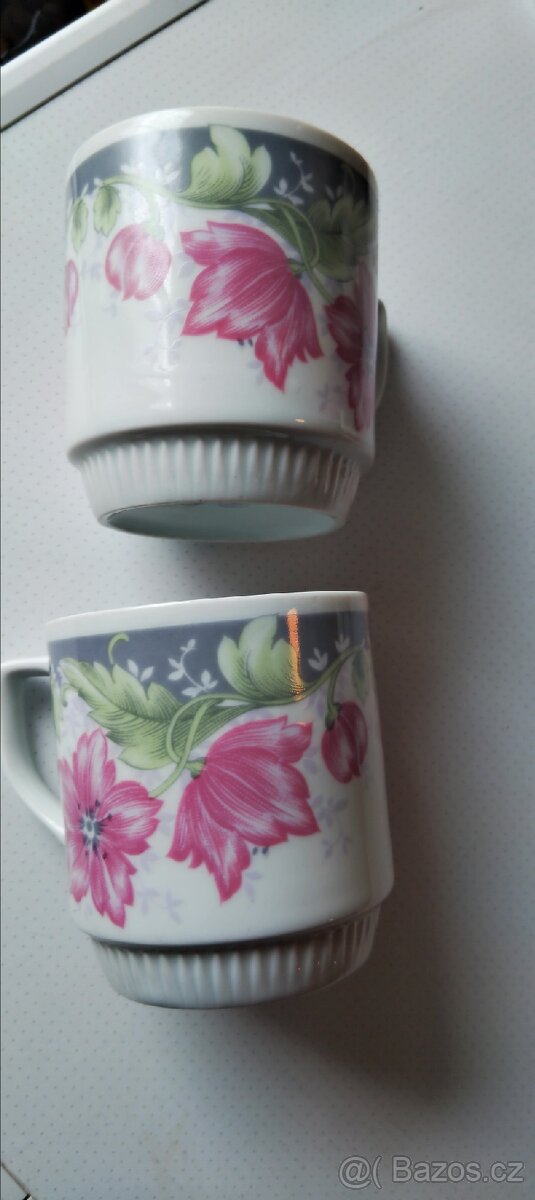 Retro sběratelské hrnky Royal Dux Bohemia Czechoslovakia