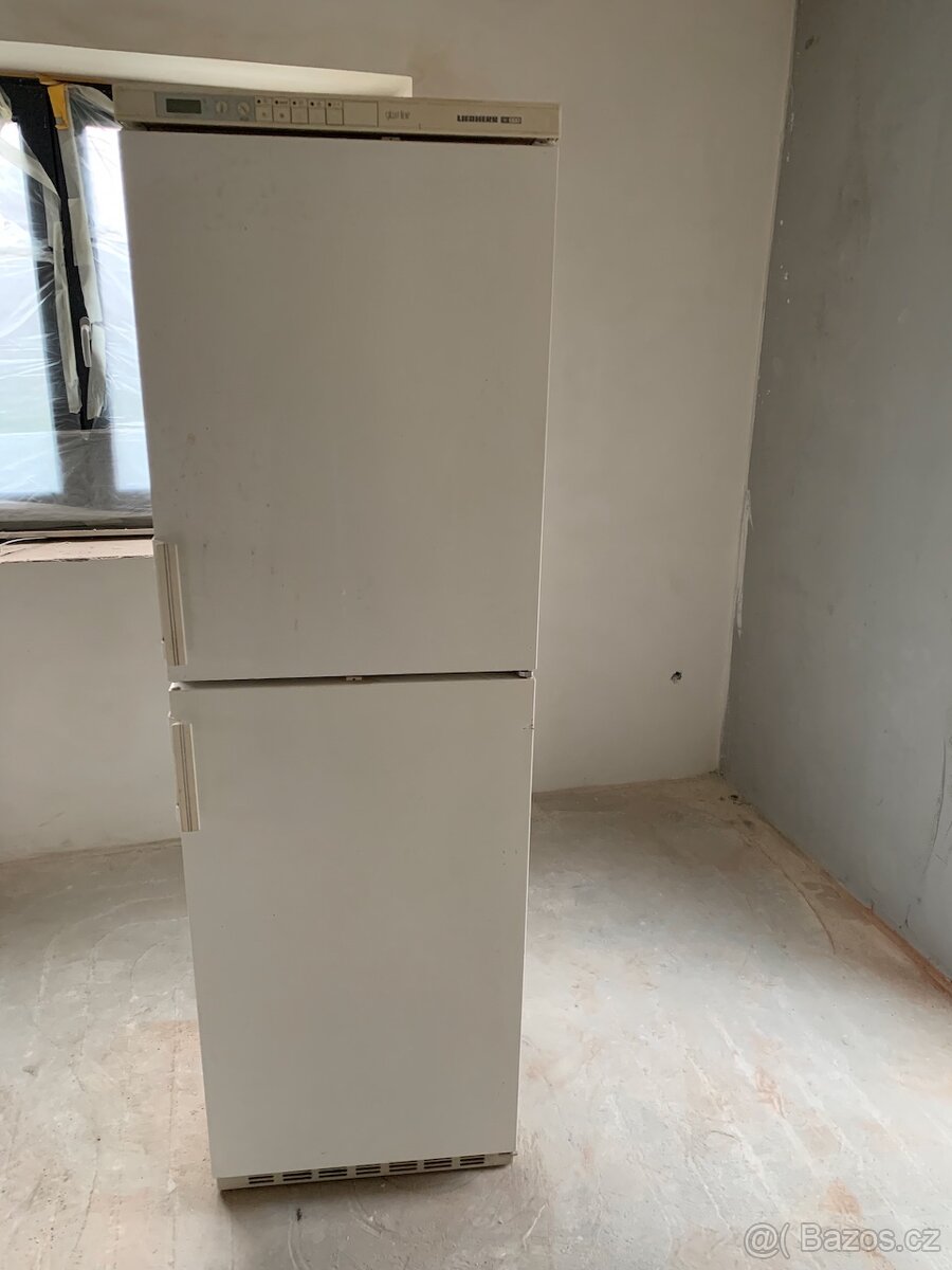 Lednice Liebherr glassline