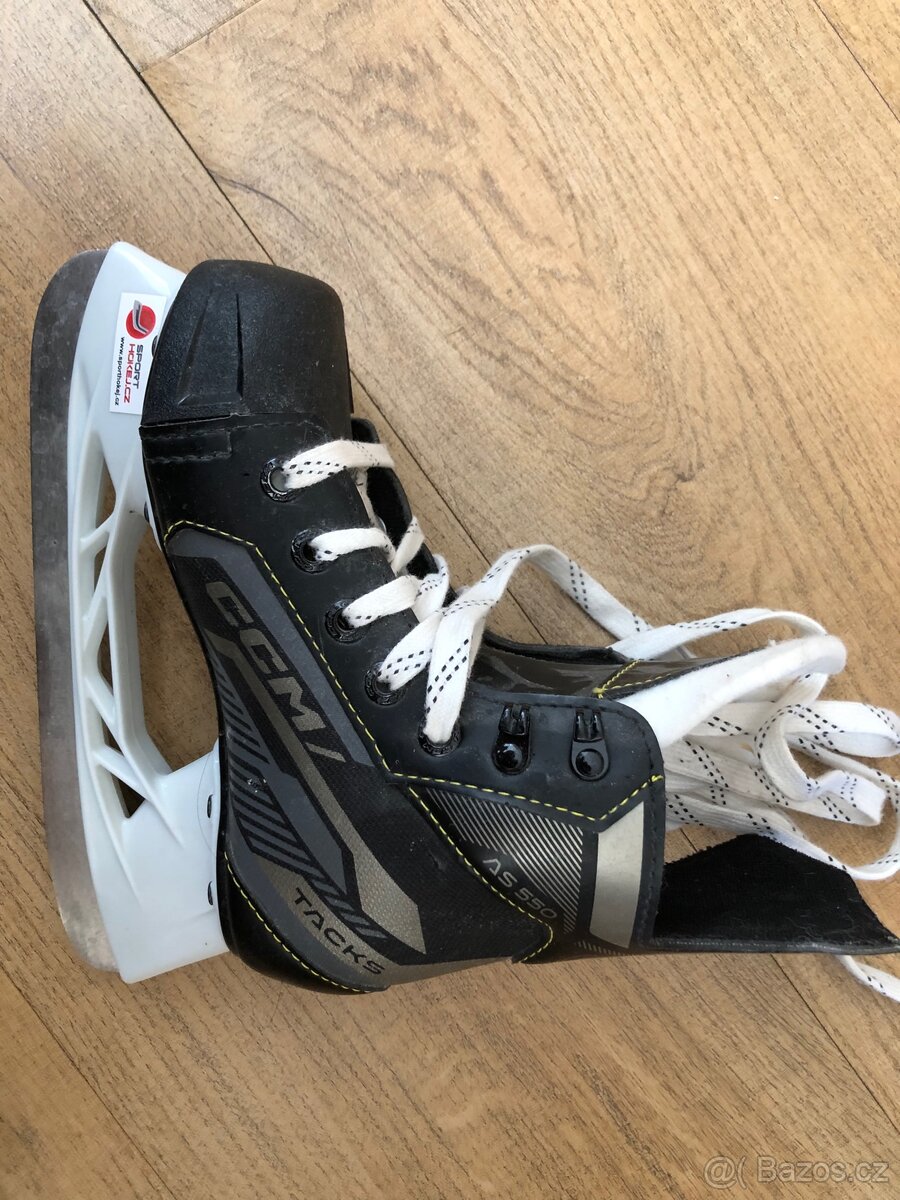 Brusle CCM tacks as550