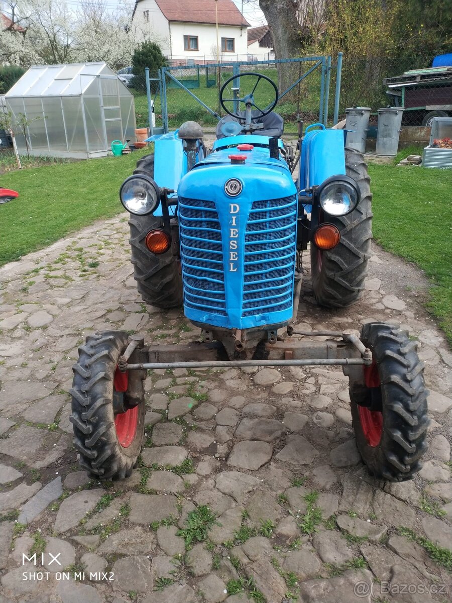 Zetor 25