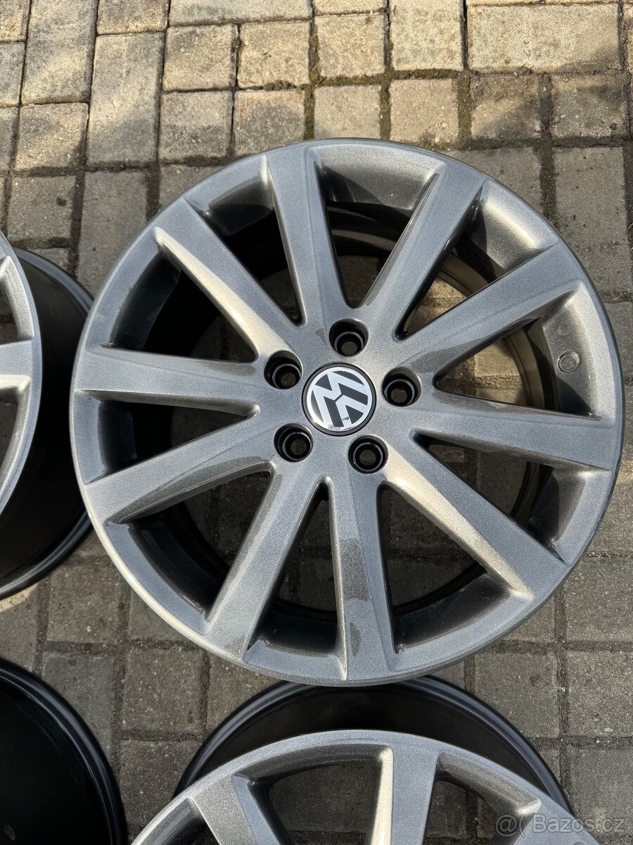 ORIGINÁL Alu Volkswagen Chicago R17, 5x112 - TOP STAV