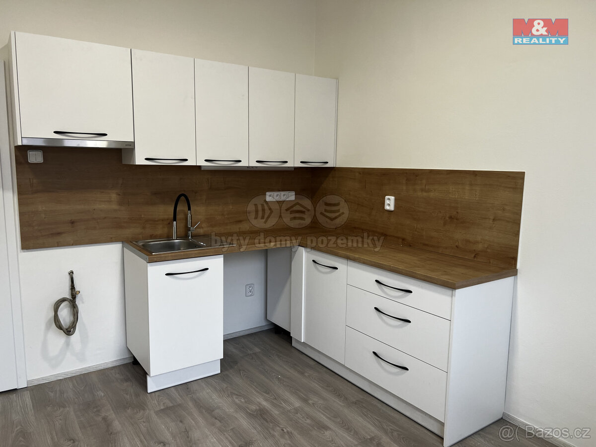 Pronájem bytu 1+1, 44 m², Ostrava, ul. 28. října