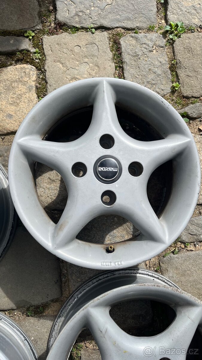 4x100 R13 - ráfky Mazda 323