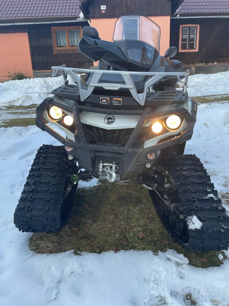 Čtyřkolka CAN-AM Outlander 1000