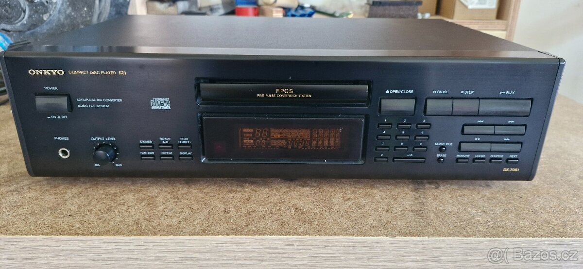 Onkyo DX 7051