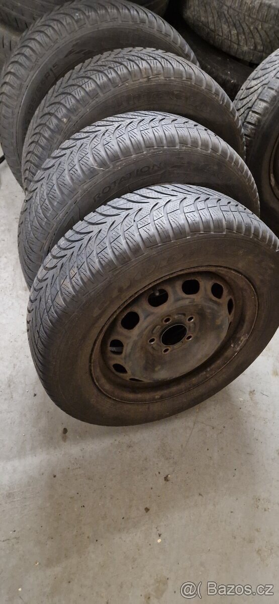 Sada zimních kol 195/65 R15