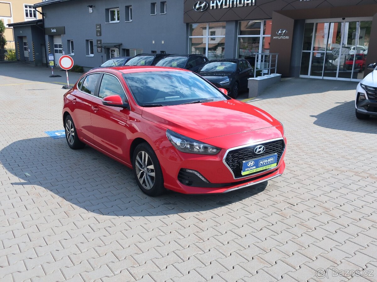 Hyundai i30 FB 1.6CRDi 100kW TAŽNÉ ČR 1MAJITEL SERVISKA