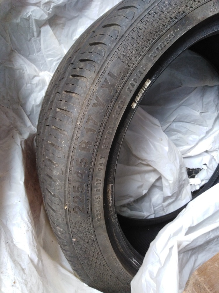225/45 r17