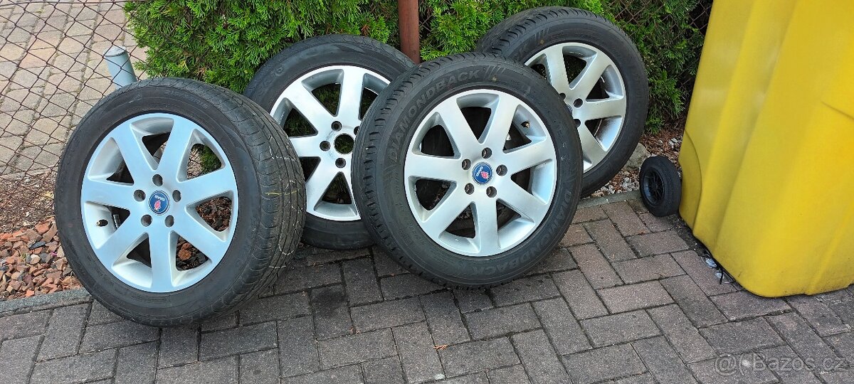 Prodám ALU kola s pneu na Opel