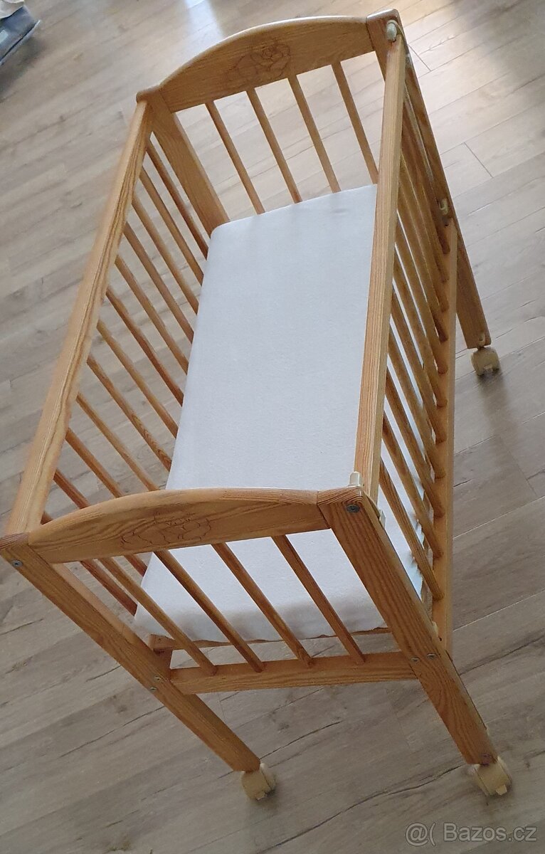 Dětská postýlka