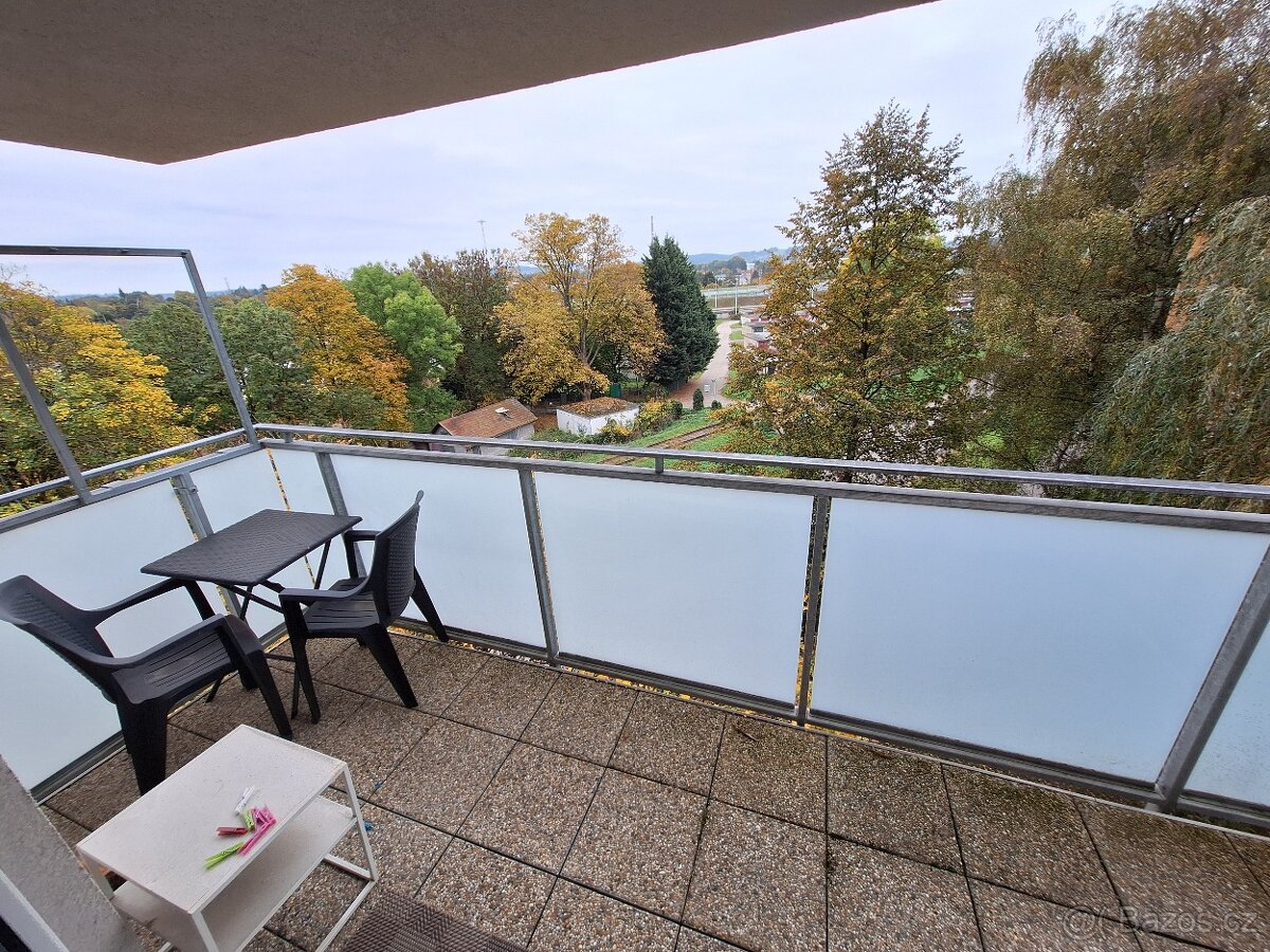 Byt 2+kk,sklep,balkon,parkovací stání