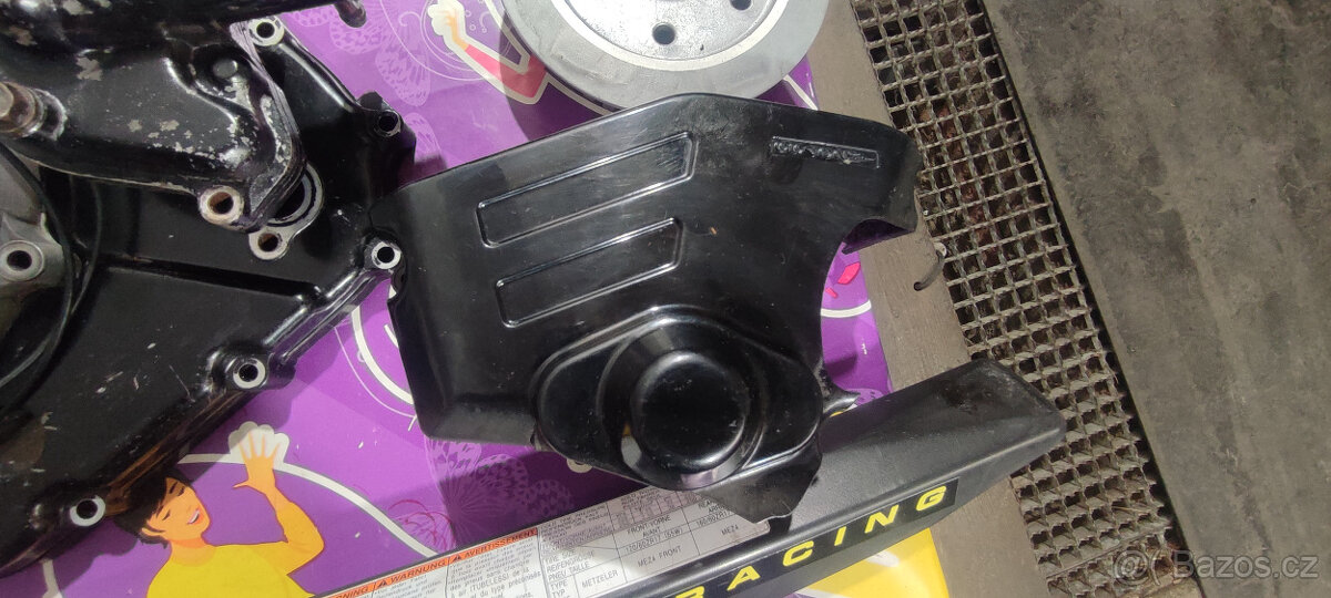 Suzuki SV 650N/S 99-02 Kryt řetězového kolečka