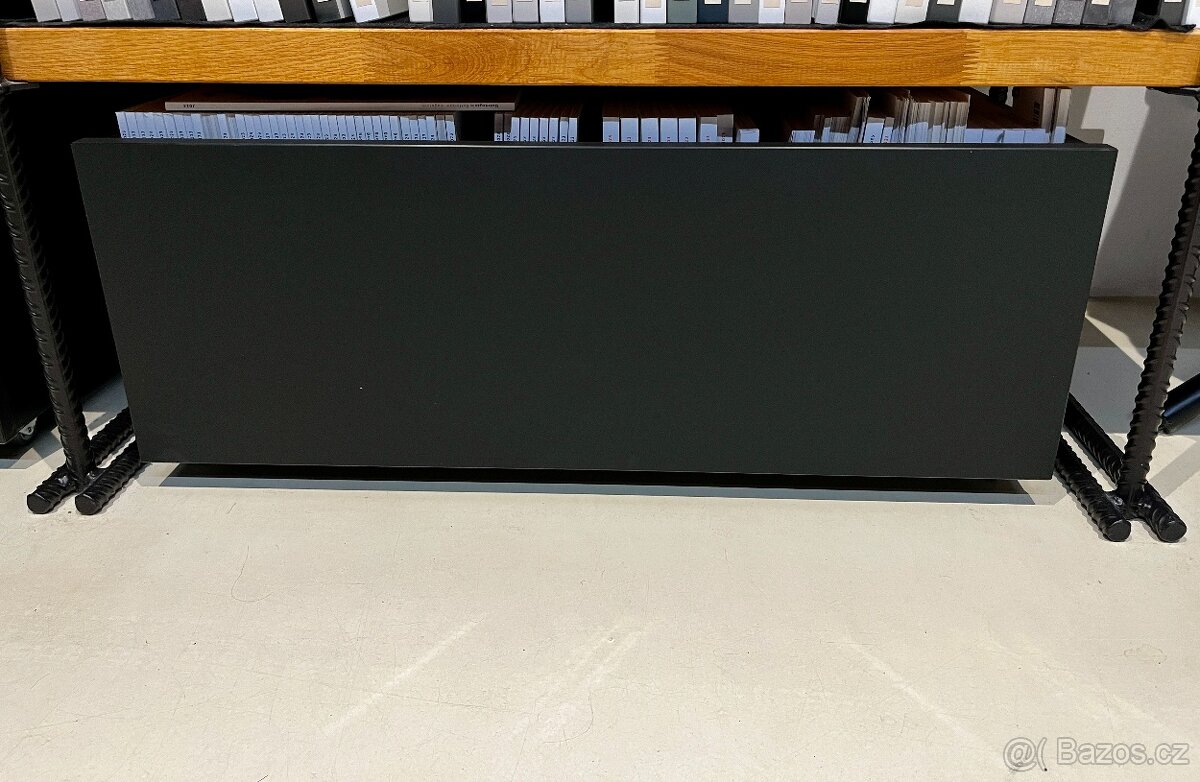 Box na kolečkách pod postel nebo pod knihovnu 2ks