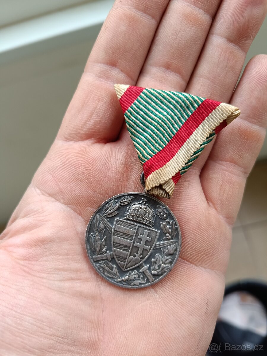 Prodám vojenskou maďarskou medaili 1914 - 18