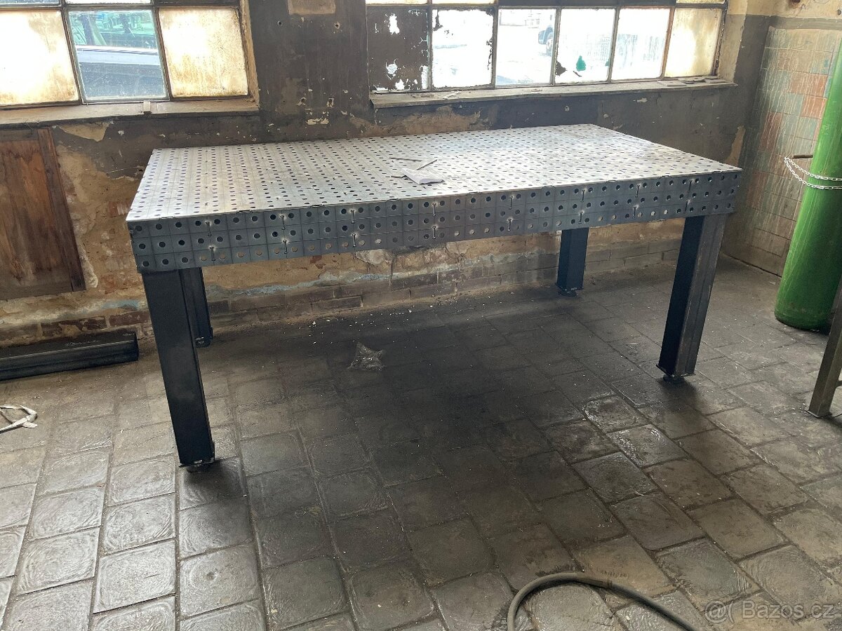 Svařovací stůl 1950 x 1000mm