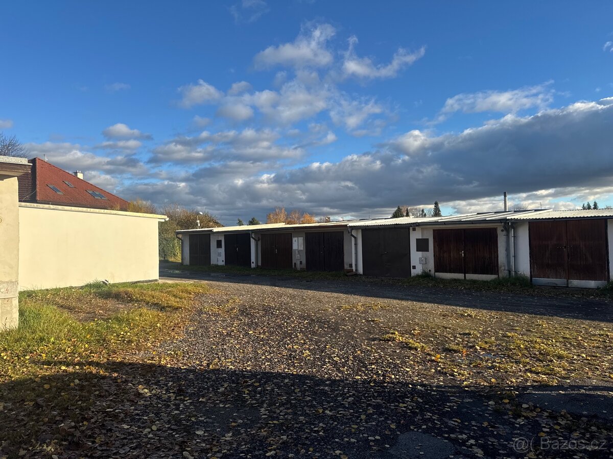 Prodám garáž 19m2, Trhové Sviny