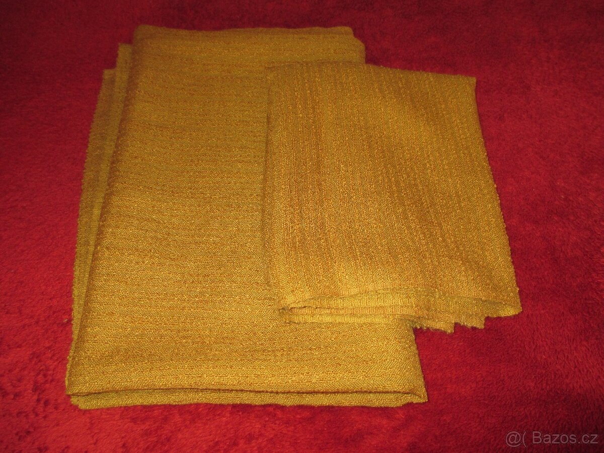 Závěsy na okna,dveře