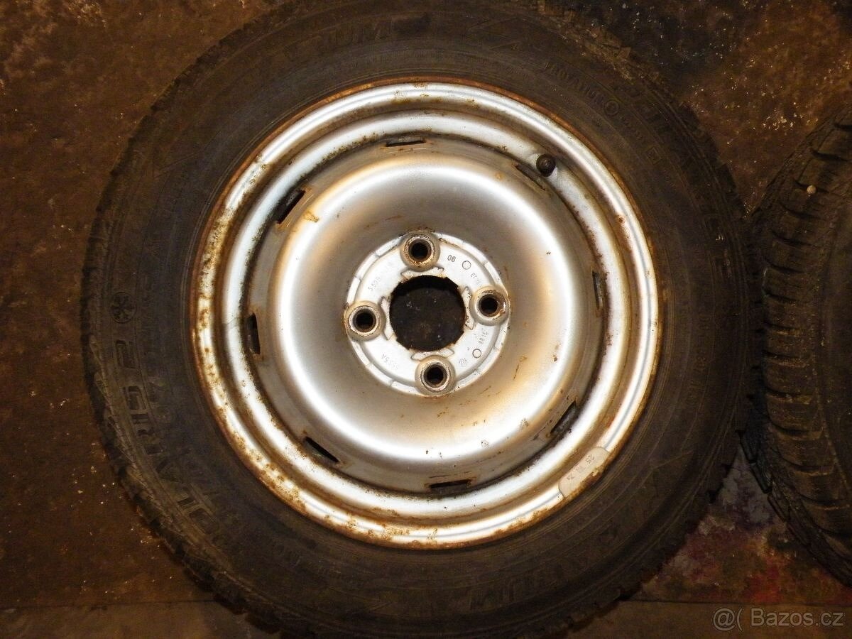 Zimní kola originál Renault R11