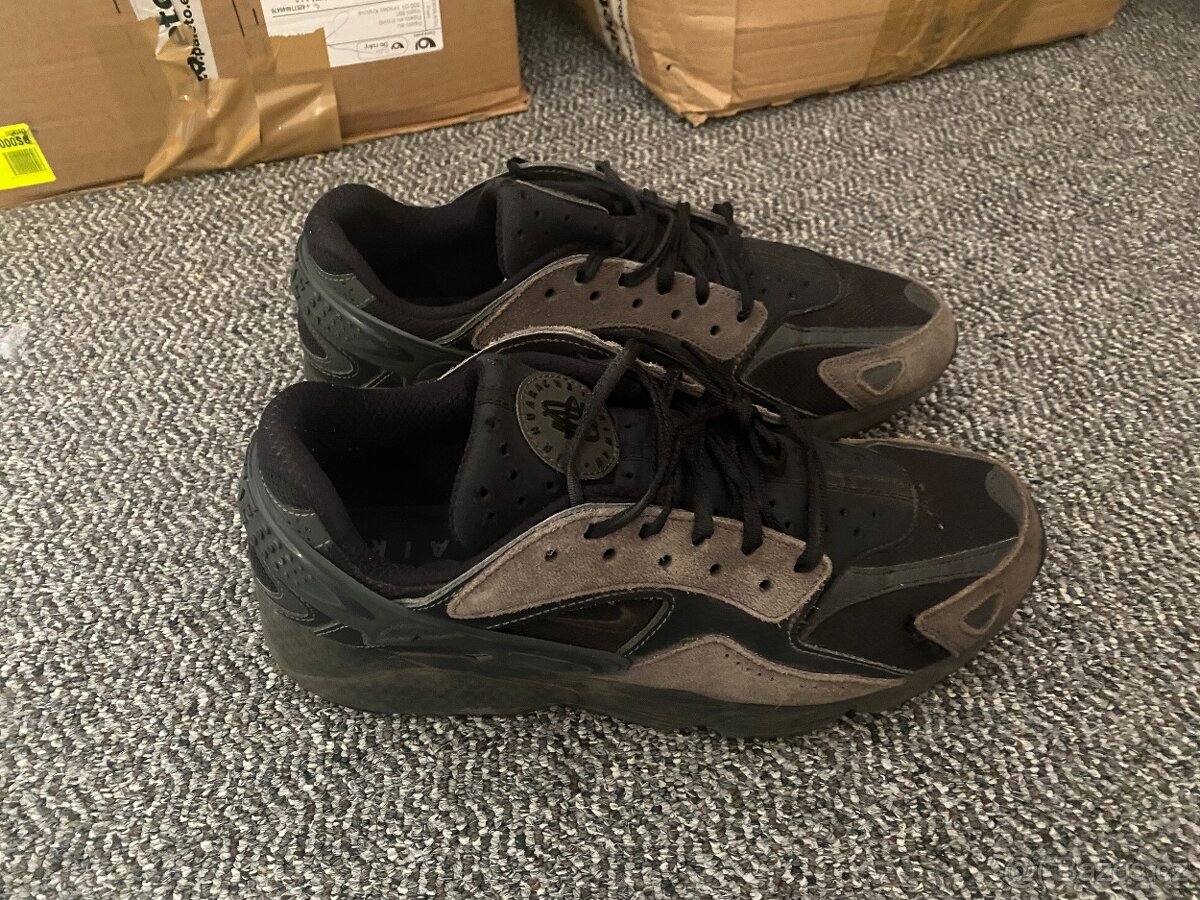 Boty NIKE HUARACHE Runner duffel bag vel. 44