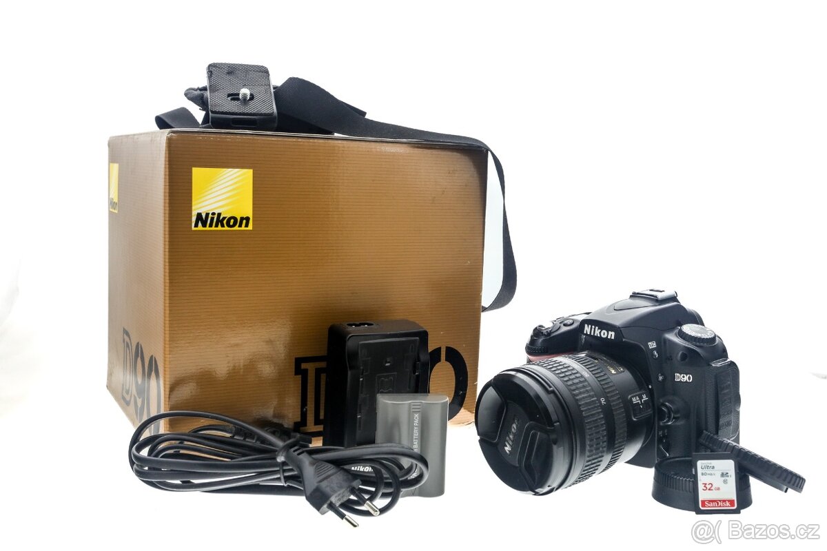 Zrcadlovka Nikon D90 + 18-70mm